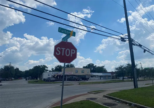 7th image of 91 Burbank St, Houston, TX 77076 | MLS# 91658614