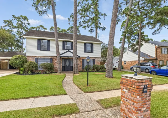 Photo 2 of Single family home for sale at 3403 Winter Ln, Baytown, TX 77521 | MLS# 84672425 | Listing updated on 2026-09-13