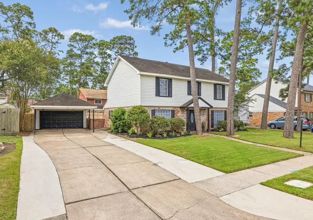 Photo 3 of Single family home for sale at 3403 Winter Ln, Baytown, TX 77521 | MLS# 84672425 | Listing updated on 2026-09-13