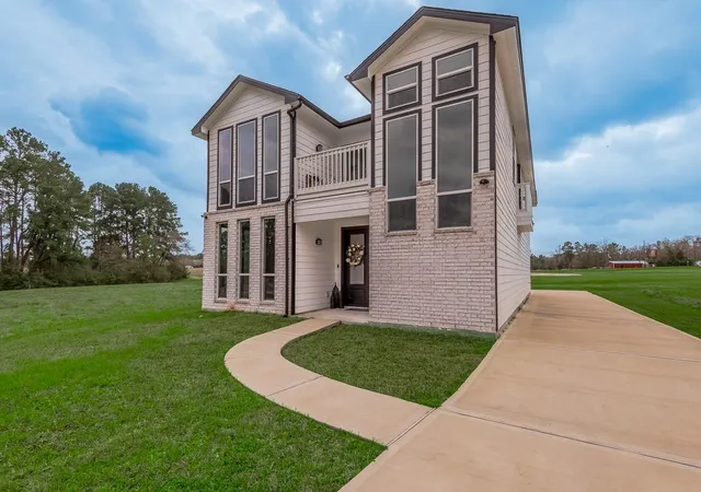 Photo 1 of Single family home for sale at 97 Oakridge S, Trinity, TX 75862 | MLS# 50108838 | Listing updated on 2026-06-09