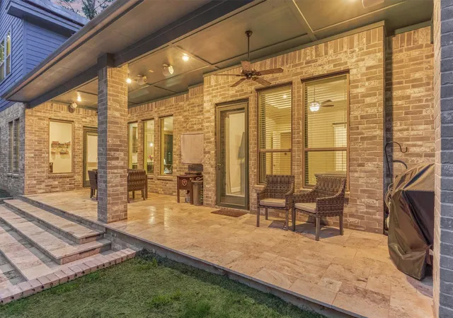 Photo 3 of Single family home for sale at 16707 Stonecrest Dr, Conroe, TX 77302 | MLS# 77075191 | Listing updated on 2026-08-28