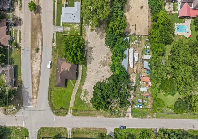 Photo 2 of Land for sale at 2203 Paul Quinn B St, Houston, TX 77091 | MLS# 48328440 | Listing updated on 2026-09-17