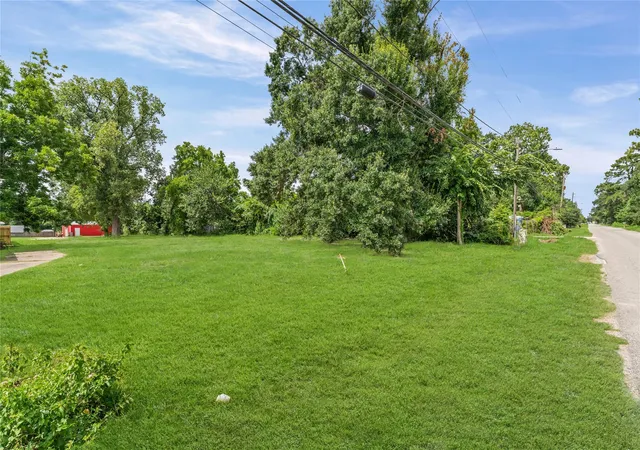 Photo 4 of Land for sale at 2203 Paul Quinn B St, Houston, TX 77091 | MLS# 48328440 | Listing updated on 2026-09-17