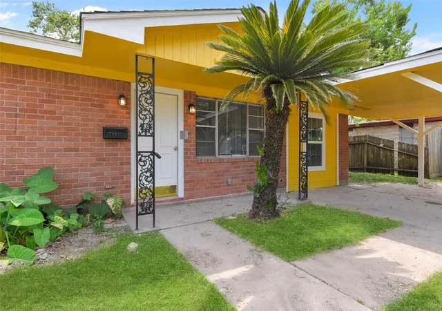 Homes for sale in Texas City, TX | 7405 Carver Ave, Texas City, TX 77591 | MLS# 94924132