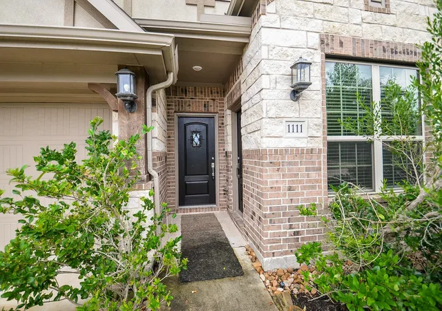 Photo 2 of Single family home for sale at 1111 Teamriddle Way, Richmond, TX 77406 | MLS# 44764185 | Listing updated on 2026-08-30