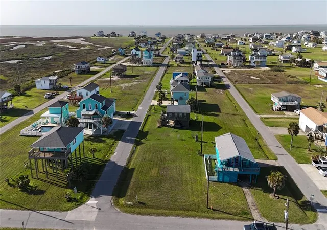 Photo 4 of Land for sale at Lot 348 6th Street, Galveston, TX 77554 | MLS# 68664435 | Listing updated on 2026-02-16