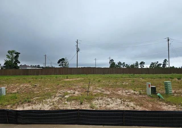 Photo 2 of Sale Pending at 9269 Crestone Peak Dr, Willis, TX 77318 | MLS# 54493691 | Listing updated on 2026-07-21
