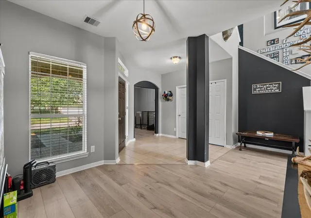 Photo 4 of Single family home for sale at 814 Corner Sq, Seabrook, TX 77586 | MLS# 29171841 | Listing updated on 2026-09-16