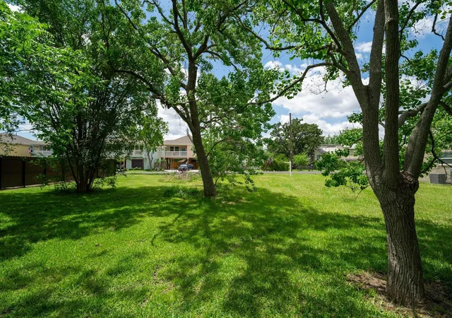 Photo 3 of Land for sale at 402 Bay Oaks Dr, La Porte, TX 77571 | MLS# 74724345 | Listing updated on 2026-08-04