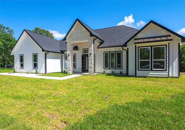 Photo 1 of Single family home for sale at 374 County Rd 6490, Dayton, TX 77535 | MLS# 83415302 | Listing updated on 2026-07-16