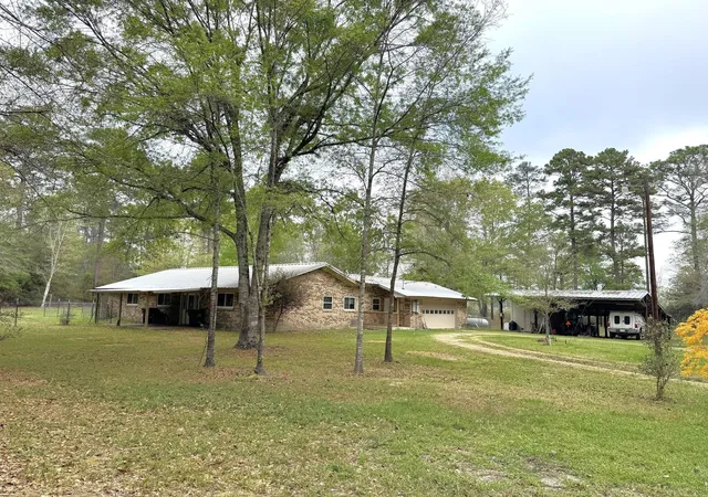 Homes for sale in Warren, TX | 297 County Road 4479, Warren, TX 77664 | MLS# 68154023
