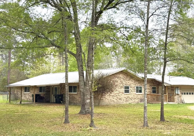 Homes for sale in Warren, TX | 297 County Road 4479, Warren, TX 77664 | MLS# 68154023