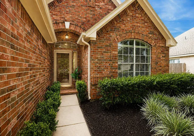 Photo 3 of Single family home for sale at 3602 Avey Ct, Pearland, TX 77584 | MLS# 97430898 | Listing updated on 2026-09-19