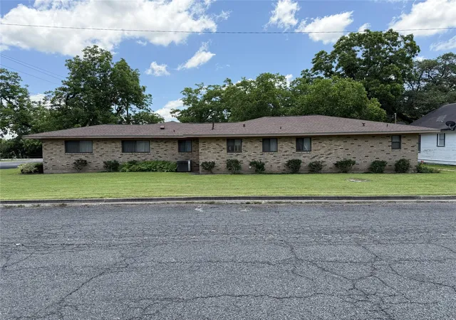 Photo 3 of Single family home for sale at 701 Herder Ave, Schulenburg, TX 78956 | MLS# 84041167 | Listing updated on 2026-08-06