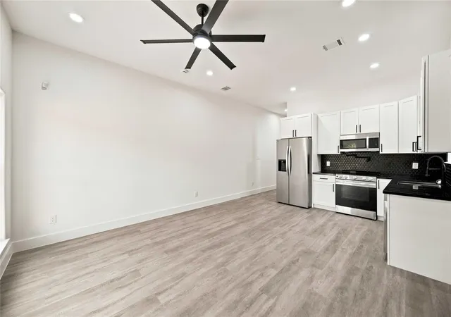 3rd image of 7982 Ritz St, Houston, TX 77028 | MLS# 45370017