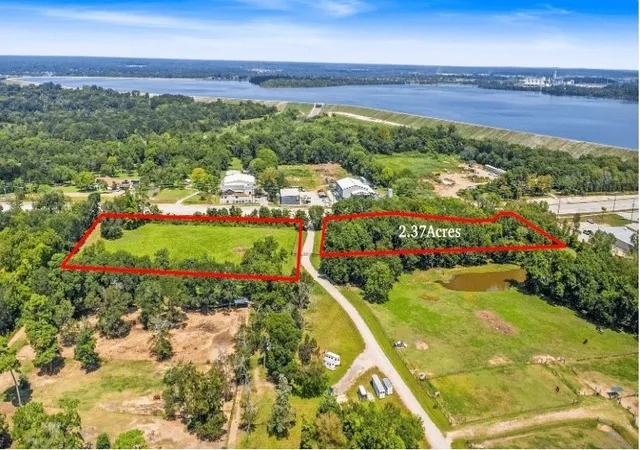 1st image of 00 Fm 1097 Rd W, Willis, TX 77318 | MLS# 42767850