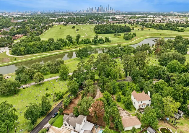 Photo 1 of Land for sale at 7002 Santa Maria St, Houston, TX 77023 | MLS# 80093706 | Listing updated on 2026-08-07