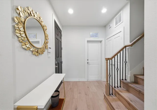 Photo 3 of Single family home for sale at 1902 Hollister Spruce Ln, Houston, TX 77080 | MLS# 35595410 | Listing updated on 2026-09-12