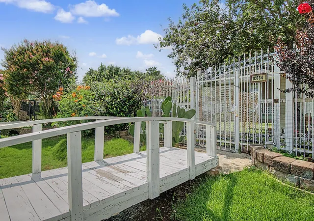 Photo 2 of Single family home for sale at 10034 Alfred Ln, Houston, TX 77041 | MLS# 72726975 | Listing updated on 2026-07-19