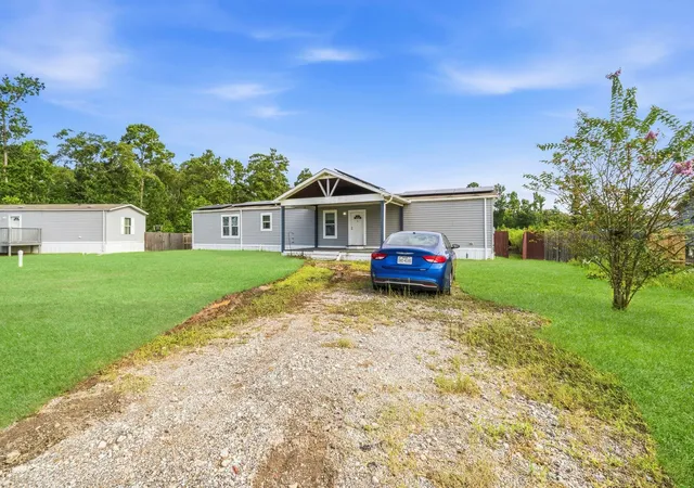 Photo 2 of Single family home for sale at 17439 Virginia City Dr, Conroe, TX 77306 | MLS# 48541807 | Listing updated on 2026-07-24