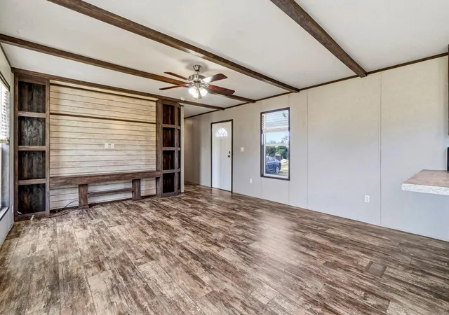 Photo 4 of Single family home for sale at 17439 Virginia City Dr, Conroe, TX 77306 | MLS# 48541807 | Listing updated on 2026-07-24