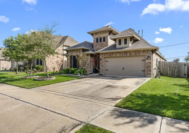 2nd image of 7510 Heather Arbor Trl, Pasadena, TX 77505 | MLS# 79625534