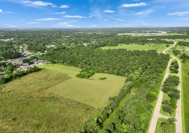 4th image of 5924 Pecan Park, Hitchcock, TX 77563 | MLS# 75855055