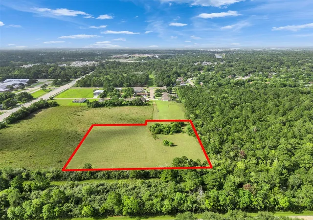 5th image of 5924 Pecan Park, Hitchcock, TX 77563 | MLS# 75855055
