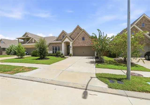 Photo 2 of Single family home for sale at 12631 Hydeland Dr, Richmond, TX 77407 | MLS# 58300986 | Listing updated on 2026-09-06