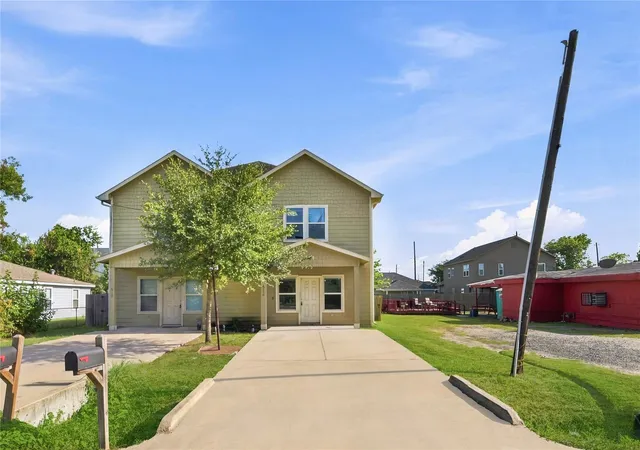 Photo 1 of Multi family home for sale at 4310 Larkspur St #A/B, Houston, TX 77051 | MLS# 29394807 | Listing updated on 2026-08-29