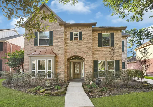 Photo 3 of Single family home for sale at 2915 Silverberry Trl, Kingwood, TX 77345 | MLS# 59819869 | Listing updated on 2026-07-25