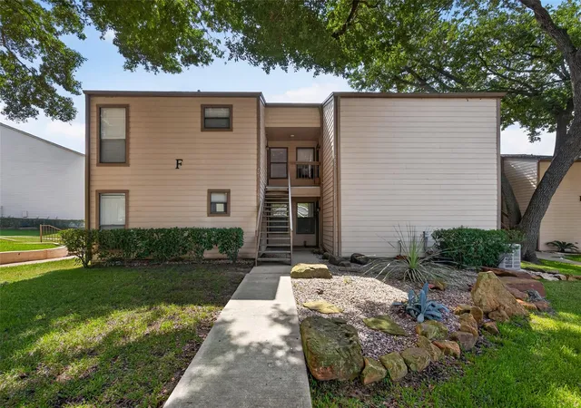 1st image of 201 Lakeview Terrace Terrace, Montgomery, TX 77356 | MLS# 15230623