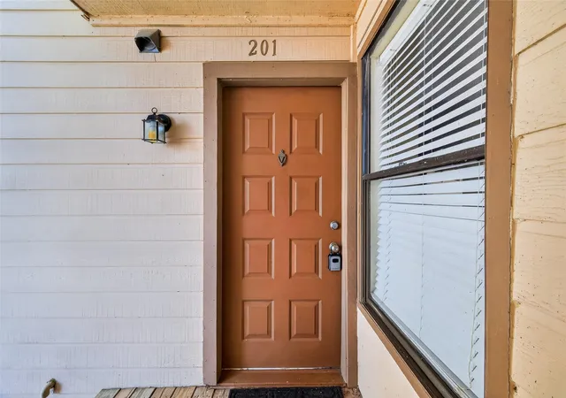 2nd image of 201 Lakeview Terrace Terrace, Montgomery, TX 77356 | MLS# 15230623