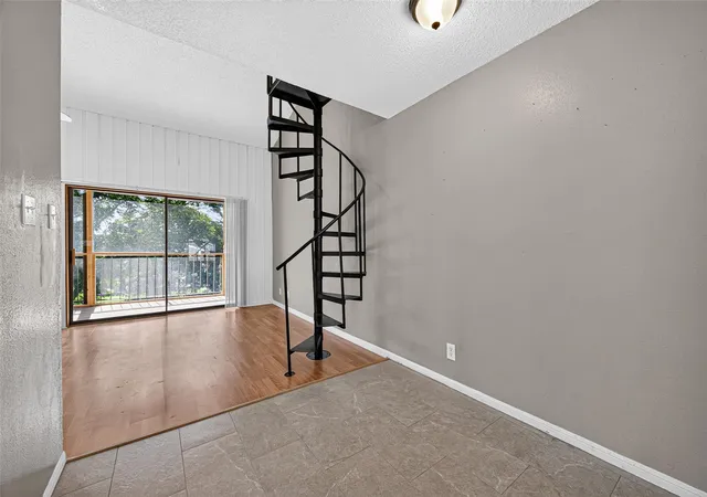 5th image of 201 Lakeview Terrace Terrace, Montgomery, TX 77356 | MLS# 15230623