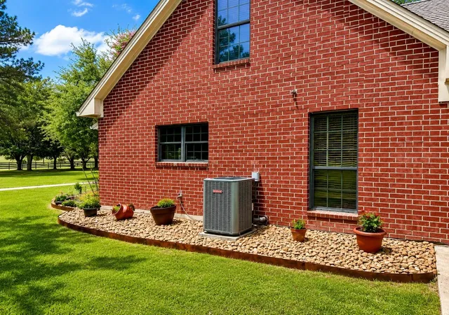 3rd image of 31928 Reids Prairie Rd, Waller, TX 77484 | MLS# 81324473