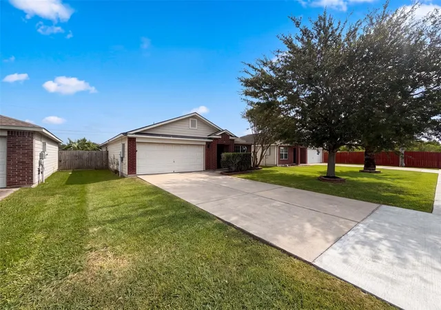 1st image of 9002 Barracuda Dr, Texas City, TX 77591 | MLS# 67375817