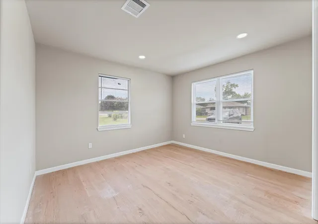 5th image of 3626 Sparrow St, Houston, TX 77051 | MLS# 42784104