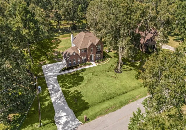 Photo 2 of Single family home for sale at 26726 Eagles Landing, Huffman, TX 77336 | MLS# 39732302 | Listing updated on 2026-08-29