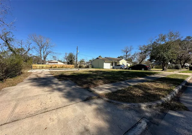 Photo 2 of Land for sale at 3919 Zephyr St, Houston, TX 77021 | MLS# 84358777 | Listing updated on 2026-01-20