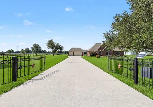 image of 2112 Krenek Rd, Crosby, TX 77532 | MLS# 7282942