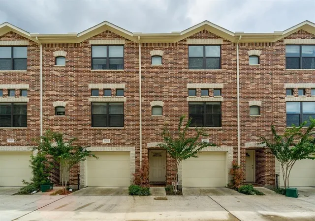 2nd image of 2710 Hullsmith Dr #1502, Houston, TX 77063 | MLS# 68249472