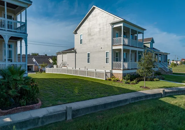 Photo 3 of Land for sale at 10108 Schaper Rd, Galveston, TX 77554 | MLS# 42814146 | Listing updated on 2026-09-23