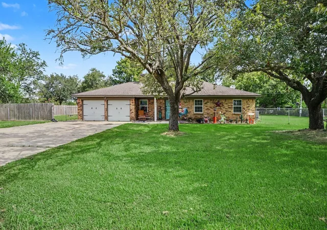 2nd image of 17310 Mcdonald Rd, Alvin, TX 77511 | MLS# 96047457