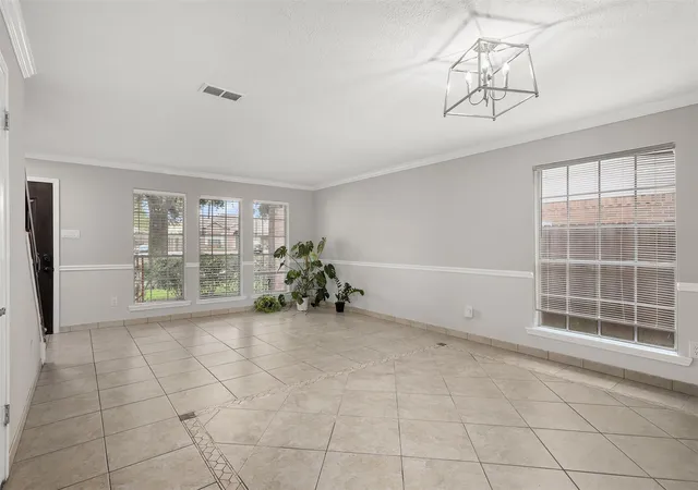 Homes for sale in Kemah, TX | 602 Oak Briar Dr, Kemah, TX 77565 | MLS# 83766527