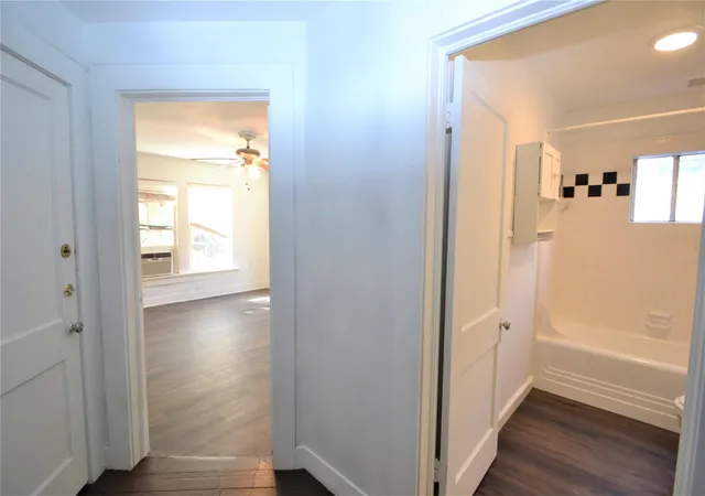 50th image of 1517 Bonnie Brae St, Houston, TX 77006 | MLS# 9642511