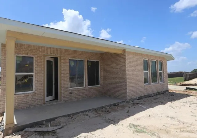Photo 2 of Single family home for sale at 16418 Switchgrass Grove Ln, Hockley, TX 77447 | MLS# 63099072 | Listing updated on 2026-09-26