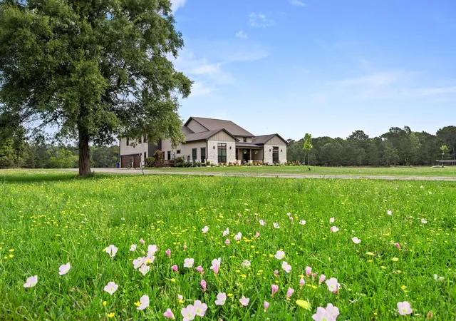 Homes for sale in Lumberton, TX | 10573 Cooks Lake Rd, Lumberton, TX 77657 | MLS# 9183717