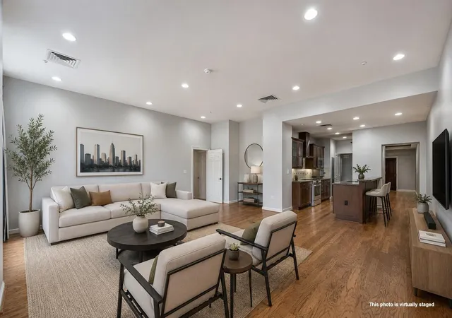 1st image of 914 Main St #910, Houston, TX 77002 | MLS# 5934636