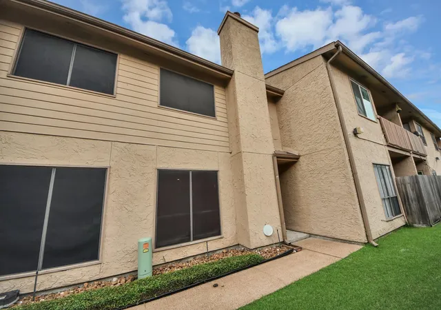 3rd image of 5000 Milwee St #34, Houston, TX 77092 | MLS# 57370567