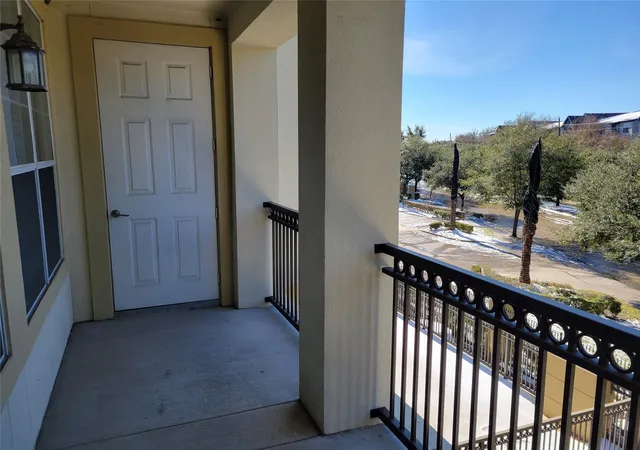 2nd image of 7575 Kirby Dr #1211, Houston, TX 77030 | MLS# 31655668